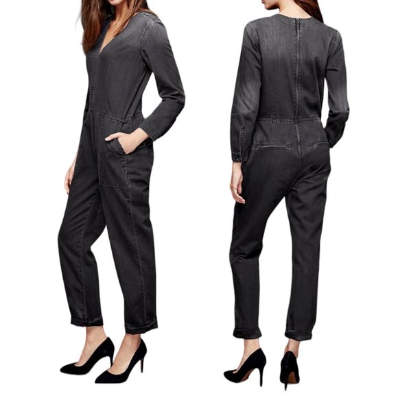 GAP Pants - GAP Chambray Denim V-Neck Jumpsuit Washed Black Straight Leg Women’s Size L